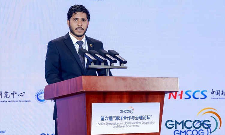 马尔代夫渔业和海洋资源事务部副部长艾哈迈德·阿里姆·穆罕默德发表主旨演讲